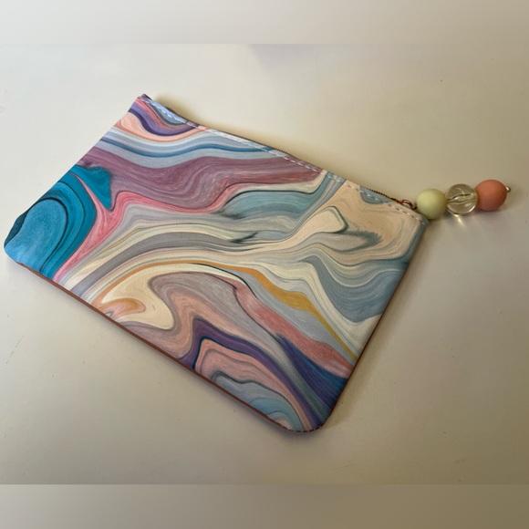 Eras Tour Taylor Swift Groovy Makeup Bag - Picture 2 of 6